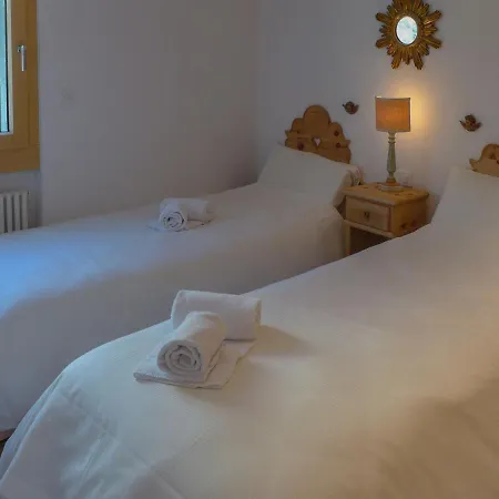 Chesa Spuonda 1-7 By Interhome